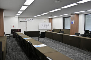 入社式幕設置写真